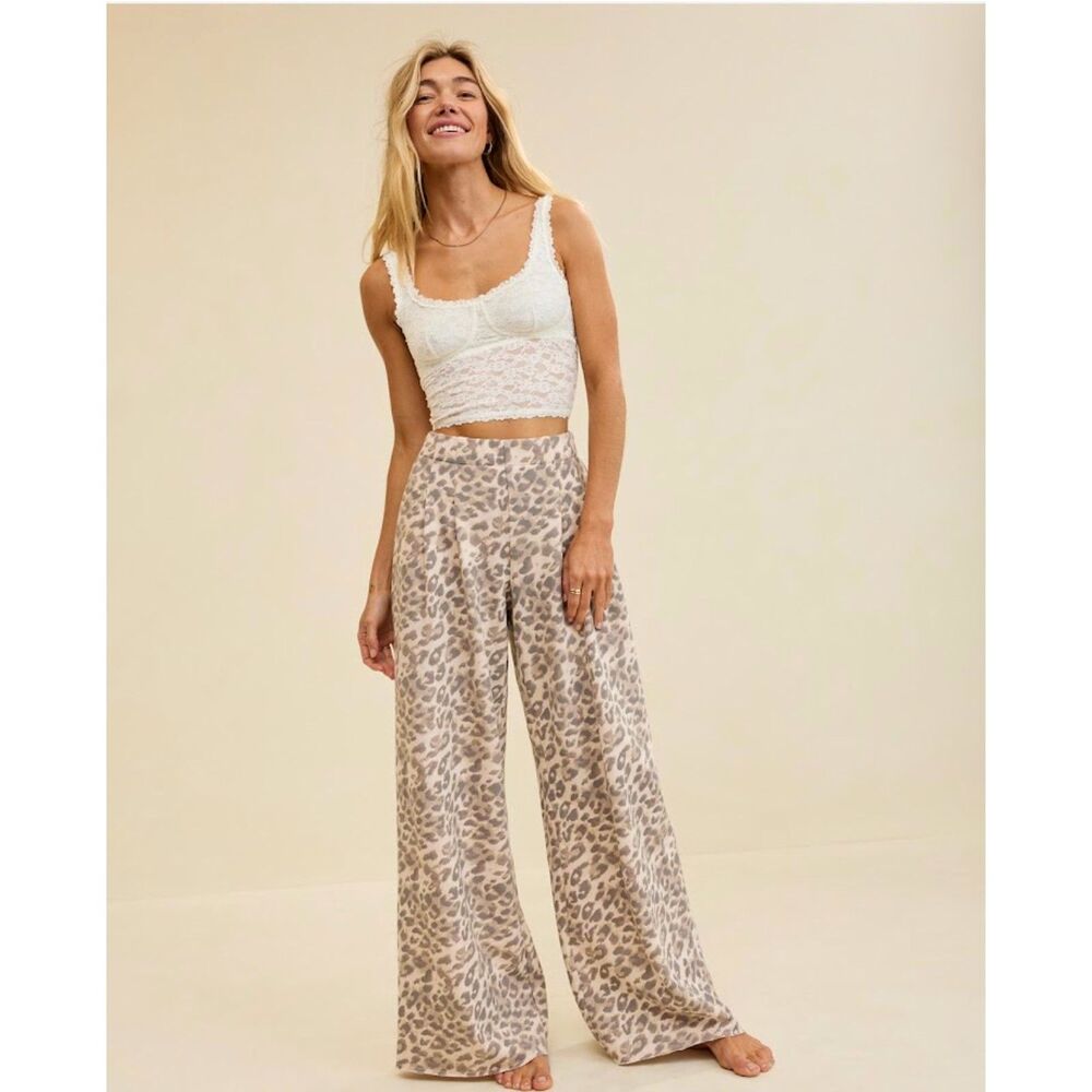 NEW Aerie Women's Street Trousers XS S M L Wide Leg knit pants leopard tan taupe - Picture 6 of 8